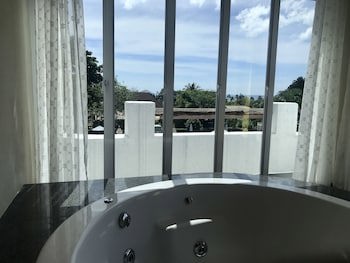 Ao Nang Colors Hotel - Aonang Beach