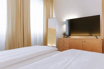 Heinhotel Vienna Airport