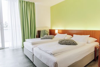 Heinhotel Vienna Airport