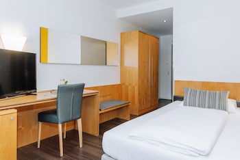 Heinhotel Vienna Airport