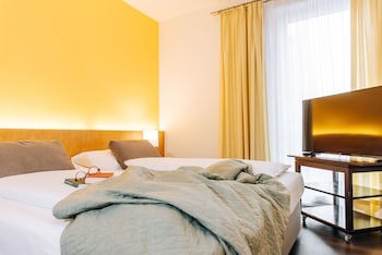 Heinhotel Vienna Airport