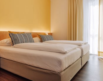 Heinhotel Vienna Airport