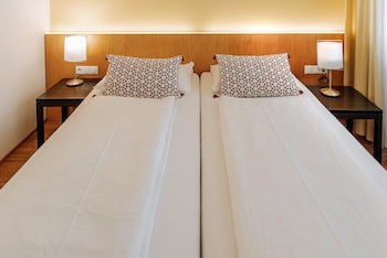 Heinhotel Vienna Airport