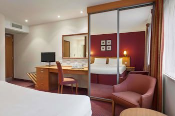 Days Inn By Wyndham Stevenage North