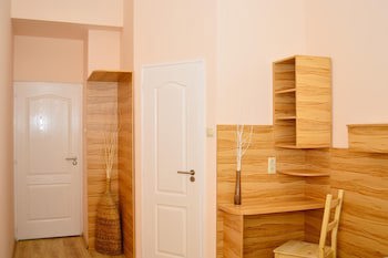 Centrooms House