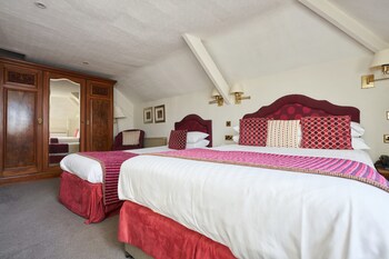 Royal Castle Hotel