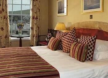 Royal Castle Hotel