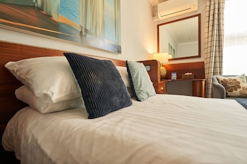 Royal Castle Hotel