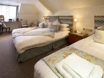 Royal Castle Hotel