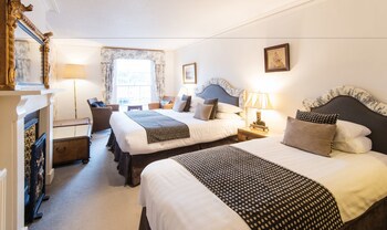 Royal Castle Hotel