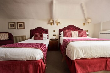 Royal Castle Hotel
