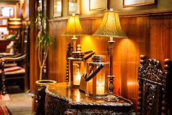 Royal Castle Hotel