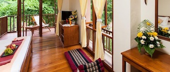 Riverhouse Resort