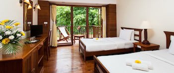 Riverhouse Resort