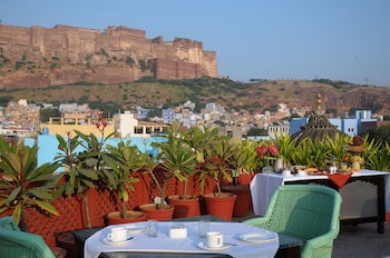 Haveli Inn Pal