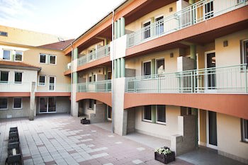 Hotel Makar Sport & Wellness