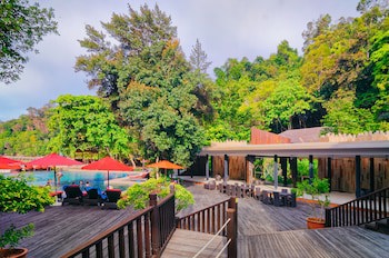 Bunga Raya Island Resort & Spa