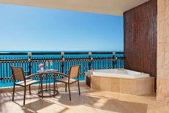 Dreams Riviera Cancun Resort & Spa - All Inclusive