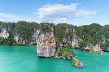 Avani Ao Nang Cliff Krabi Resort