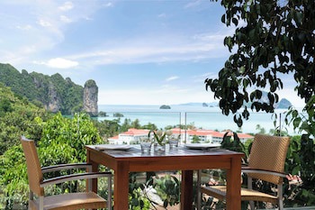 Avani Ao Nang Cliff Krabi Resort