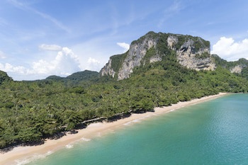 Avani Ao Nang Cliff Krabi Resort