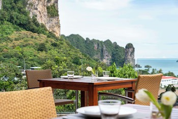 Avani Ao Nang Cliff Krabi Resort