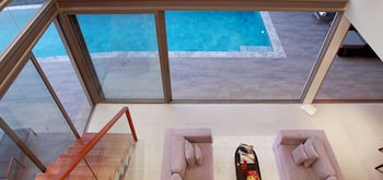 Cape Sienna Gourmet Hotel & Villas