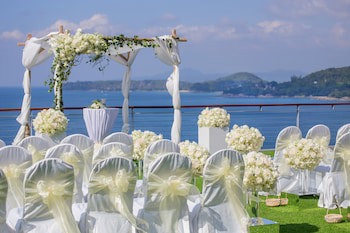 Cape Sienna Gourmet Hotel & Villas