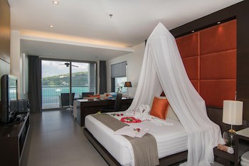 Cape Sienna Gourmet Hotel & Villas