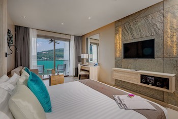 Cape Sienna Gourmet Hotel & Villas