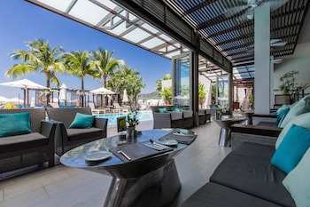 Cape Sienna Gourmet Hotel & Villas