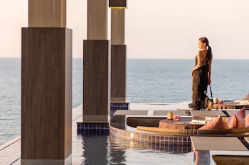 Cape Sienna Gourmet Hotel & Villas