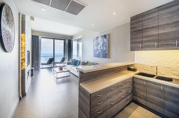 Cape Sienna Gourmet Hotel & Villas