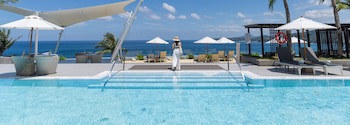 Cape Sienna Gourmet Hotel & Villas