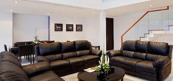 Cape Sienna Gourmet Hotel & Villas