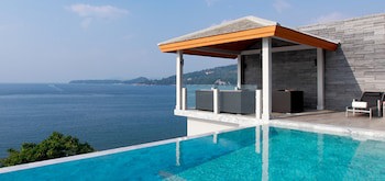 Cape Sienna Gourmet Hotel & Villas