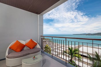 Cape Sienna Gourmet Hotel & Villas