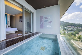 Cape Sienna Gourmet Hotel & Villas