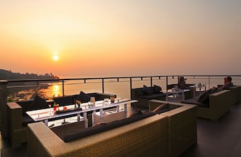 Cape Sienna Gourmet Hotel & Villas