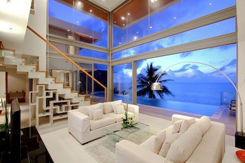 Cape Sienna Gourmet Hotel & Villas