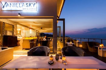 Cape Sienna Gourmet Hotel & Villas