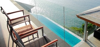 Cape Sienna Gourmet Hotel & Villas