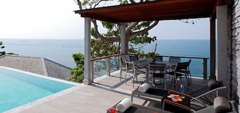 Cape Sienna Gourmet Hotel & Villas