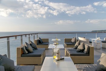 Cape Sienna Gourmet Hotel & Villas