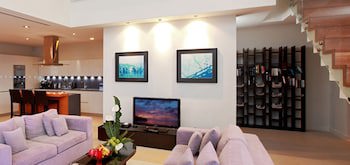 Cape Sienna Gourmet Hotel & Villas