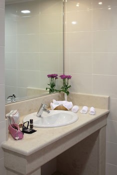 Margarona Royal Hotel