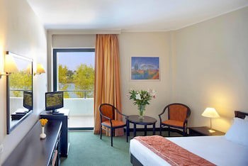 Margarona Royal Hotel