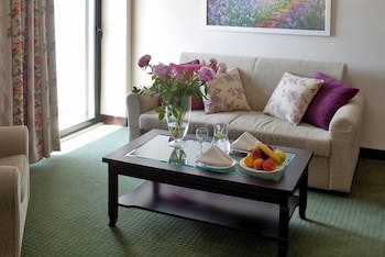 Margarona Royal Hotel