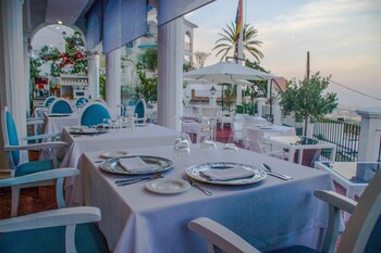 La Fonda Hotel