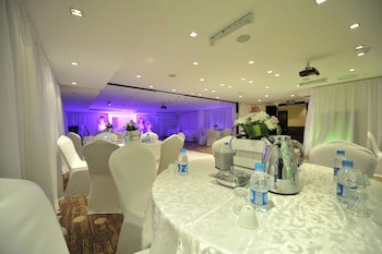 Continent Hotel Al Waha Riyadh
